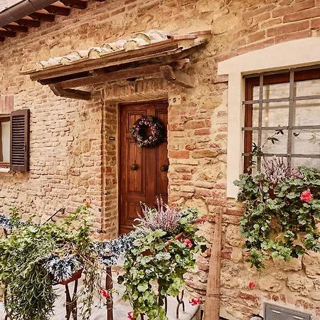La Civetta, Montepulciano Apartment In Historical Center, Free Wifi Exterior photo