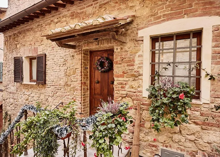 La Civetta, Montepulciano Apartment In Historical Center, Free Wifi