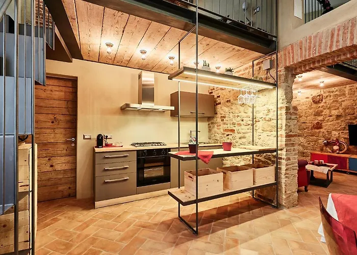 La Civetta, Montepulciano Apartment In Historical Center, Free Wifi