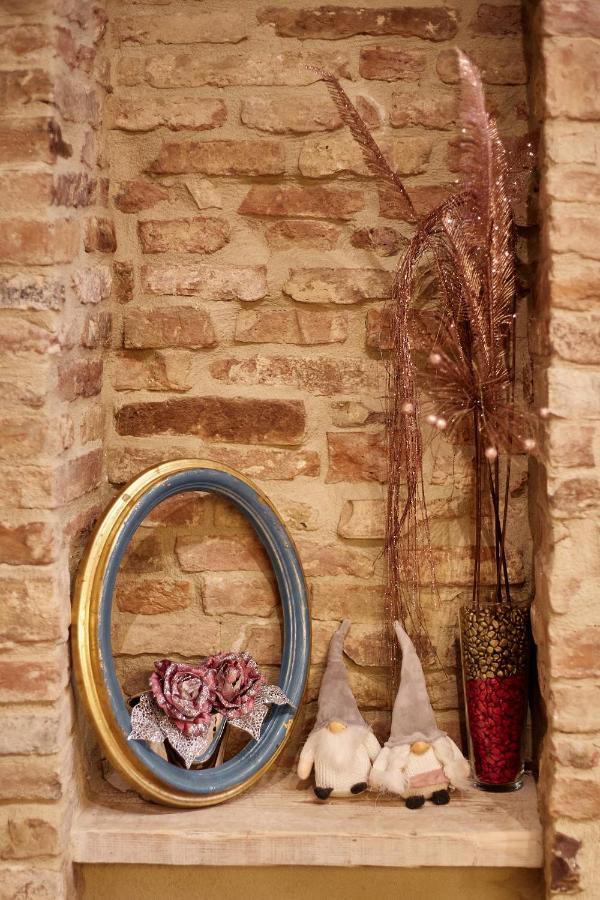 La Civetta, In Historical Center, Free Wifi Apartment *
